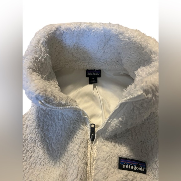 Patagonia Women’s Los Gatos Vest in White - Picture 8 of 11